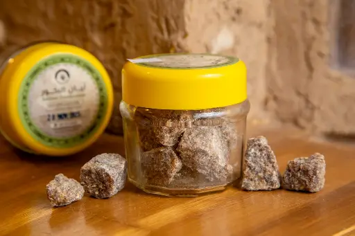 اللبان المعتق للبخور Frankincense, aged incense